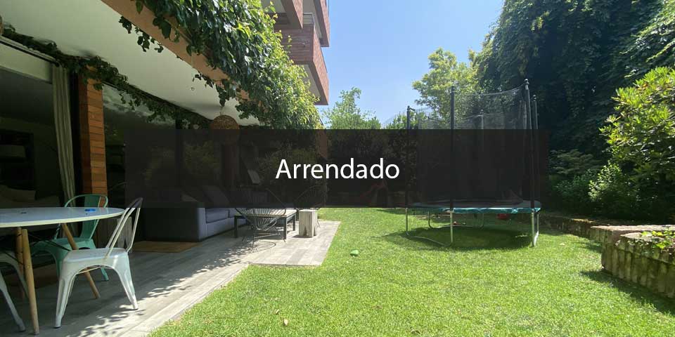 Remodelado con Jardín Privado